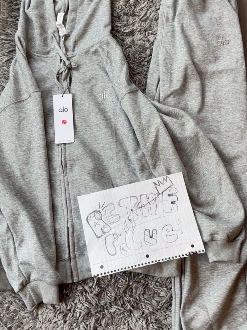 ALO Yoga men’s large  Light Gray Sweatpants & Hoodie Set